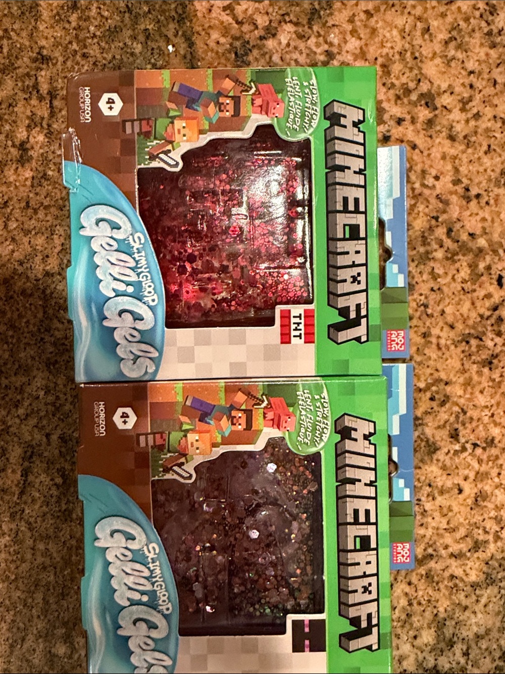Minecraft Gellic Gels Kids Building Sensory Toy - Red and Black
